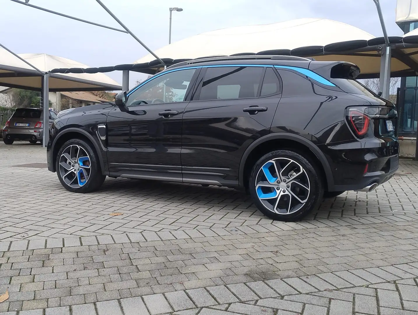 Lynk & Co 01 01 1.5 td phev auto Nero - 2