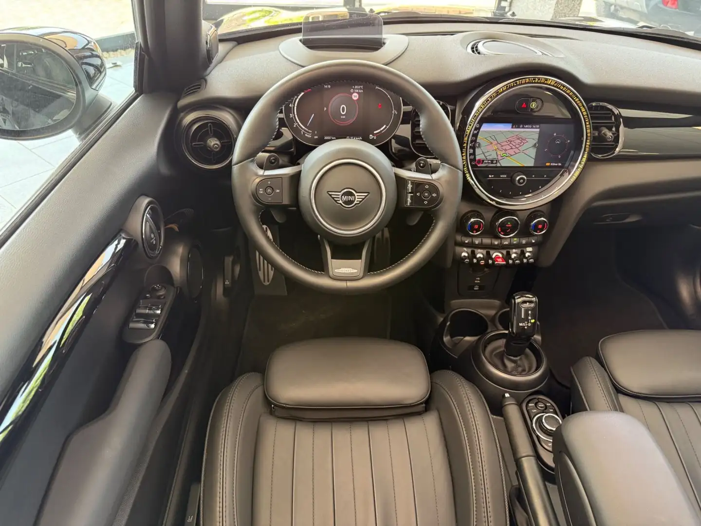 MINI Cooper S John Cooper Works Cabrio HeadUp HKardon Black - 2