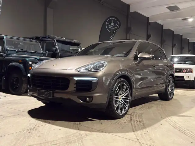 Porsche Cayenne 3.0 Diesel Platiunum Edition