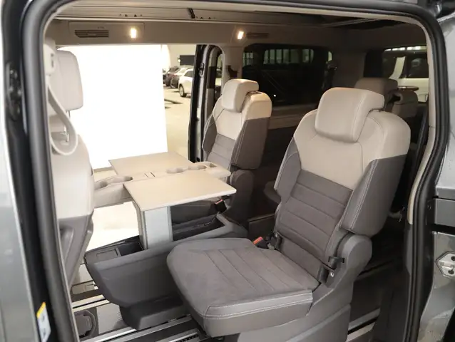 Volkswagen T7 California VW Multivan T7 California eHybrid 180 kW 4M Ansicht 11