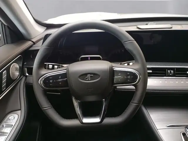 DR Automobiles DR6 view 14