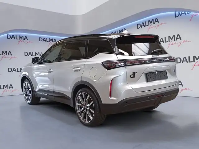 DR Automobiles DR6 view 3