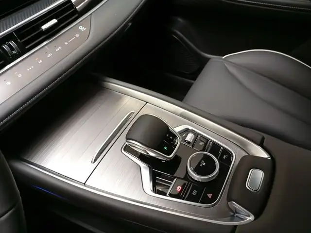 DR Automobiles DR6 view 17