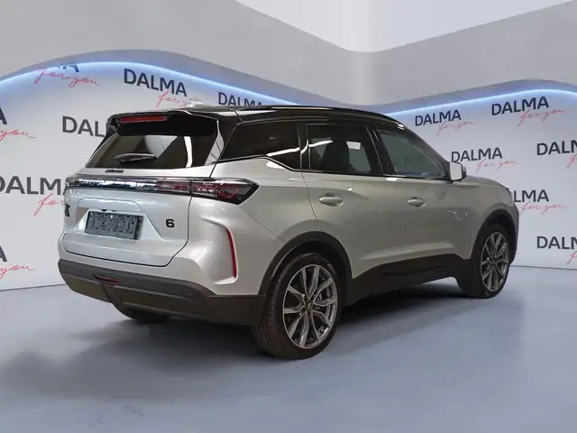 DR Automobiles DR6 view 5