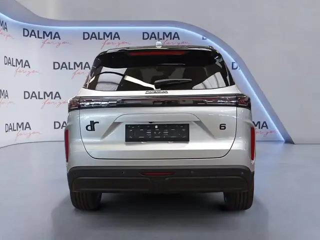 DR Automobiles DR6 view 4
