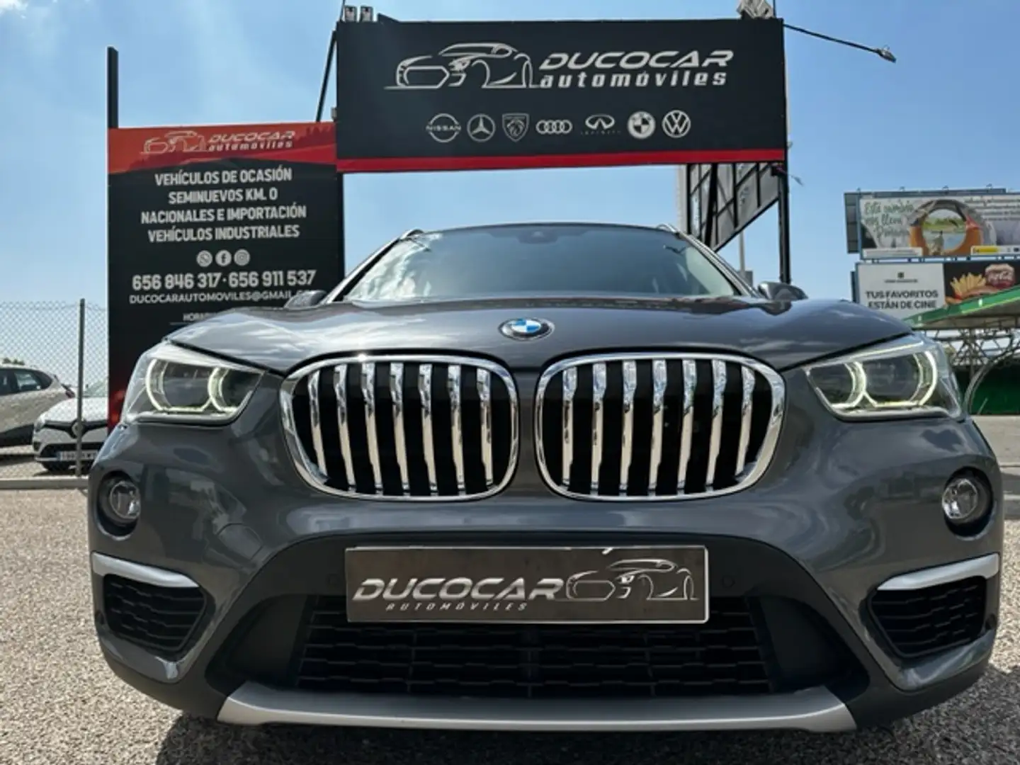 BMW X1 sDrive 18dA Business Gris - 1