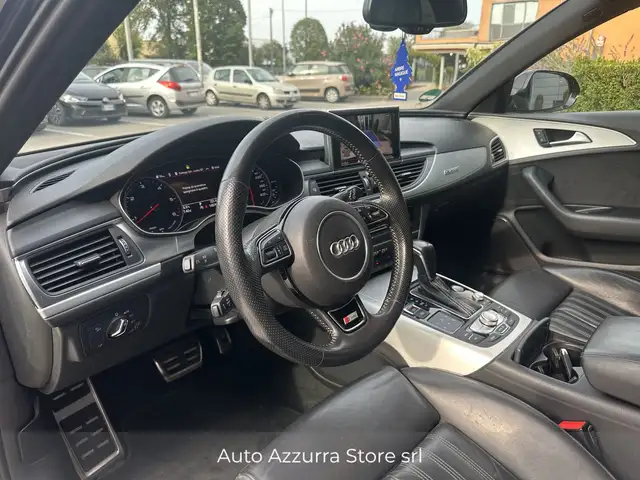 Audi A6 view 10