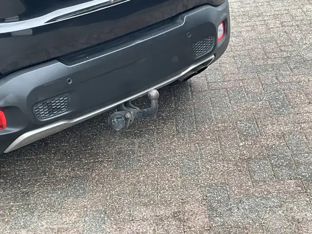 Jeep Renegade view 12