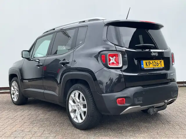 Jeep Renegade view 2