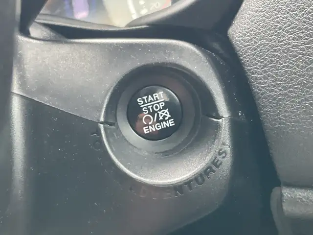 Jeep Renegade view 23