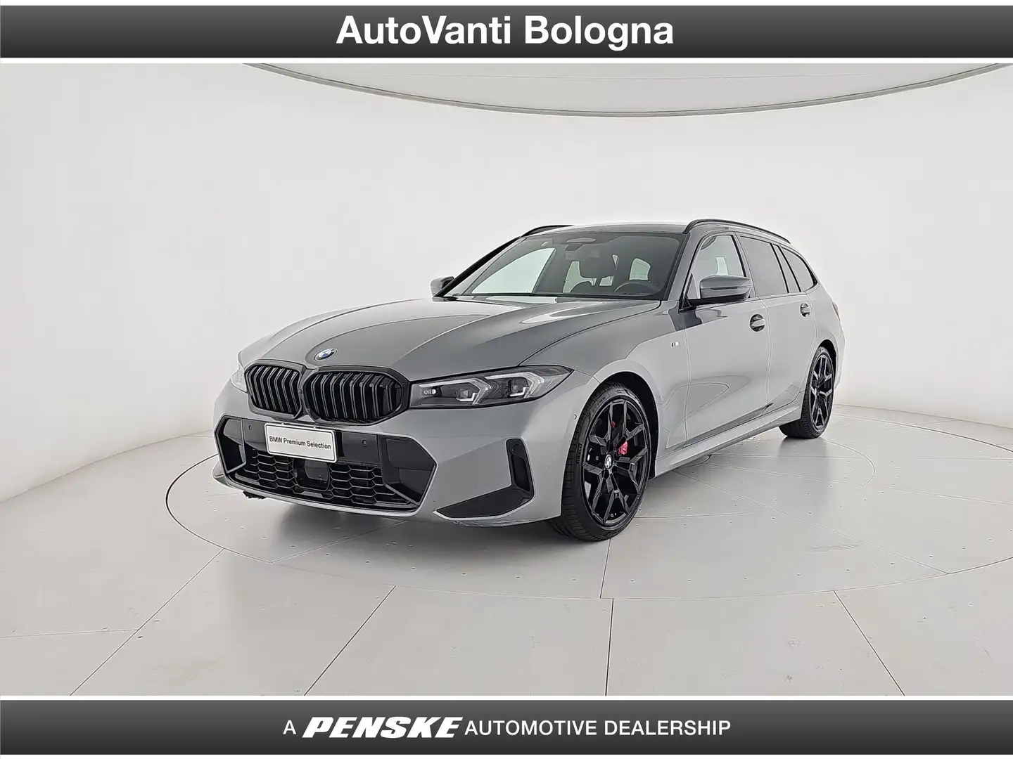 BMW 320 320d 48V xDrive Touring Msport Pro Grijs - 1