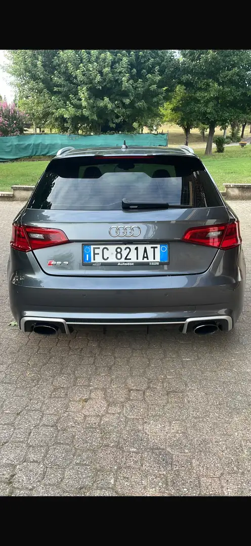 Audi RS3 Sportback 2.5 tfsi quattro s-tronic - 2