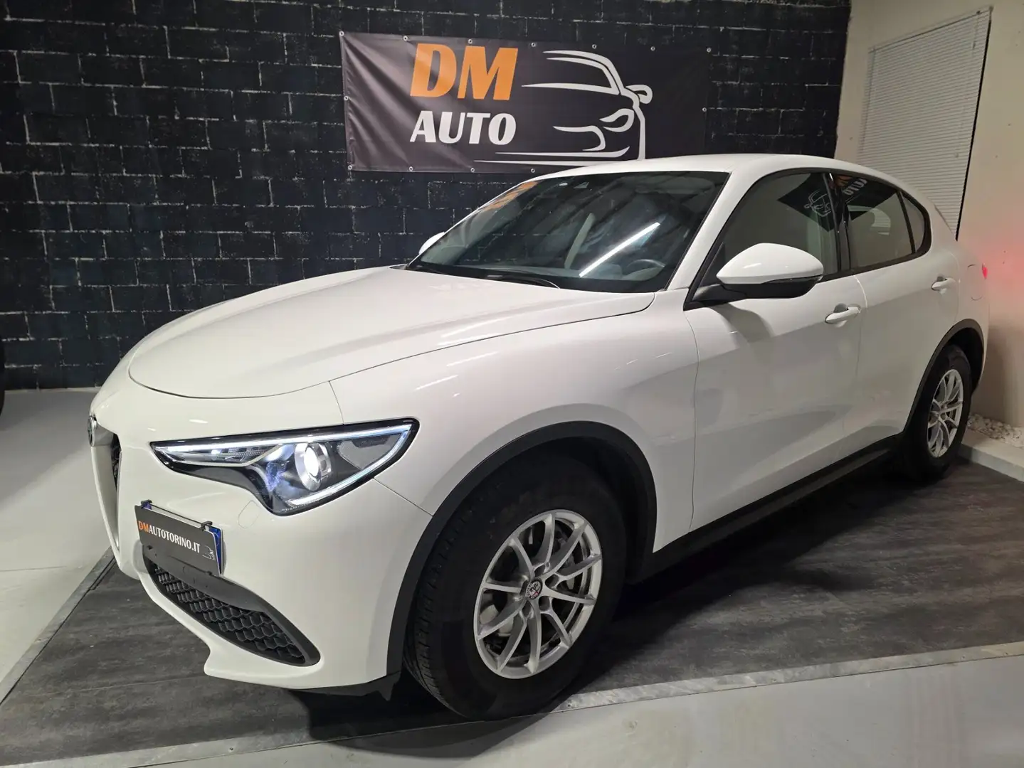 Alfa Romeo Stelvio Stelvio 2020 2.2 t Business Q4 190cv auto Bianco - 1