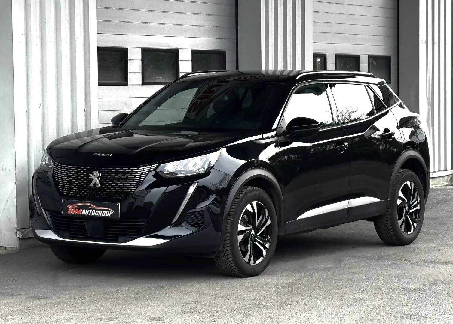 Peugeot 2008 1.2/Benzine/Carplay/Led/Airco/Camera/Euro6d/Garant Noir - 1