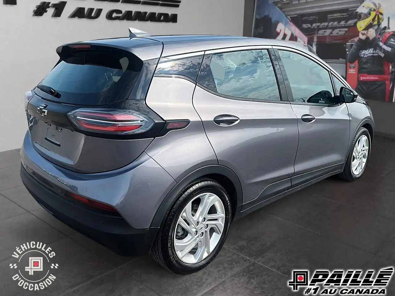 Chevrolet Bolt photo Chevrolet Bolt