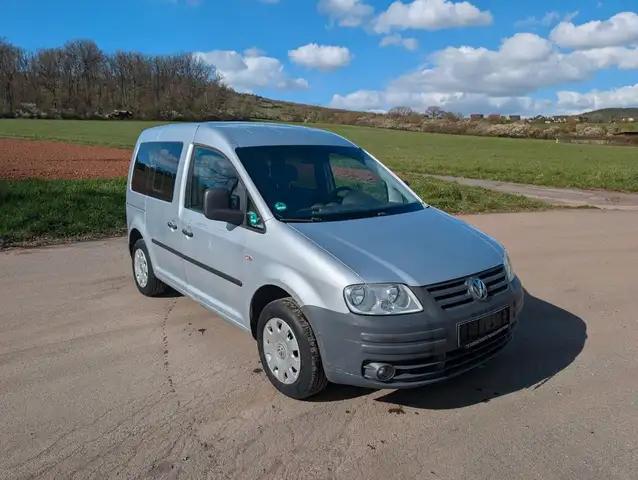 Volkswagen Caddy Life 1.6 7-Sitzer