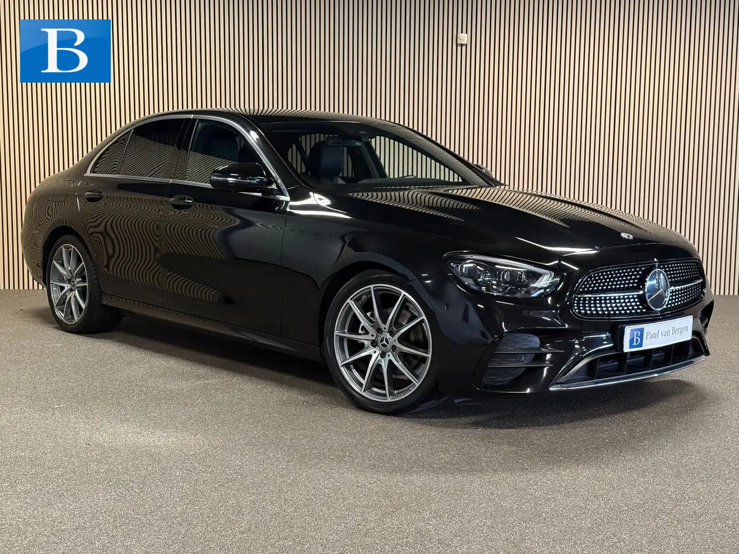 Mercedes-Benz E 220 220D AMG STYLING-FACELIFT-360 CAMERA-SFEERVERLICHT Zwart - 1