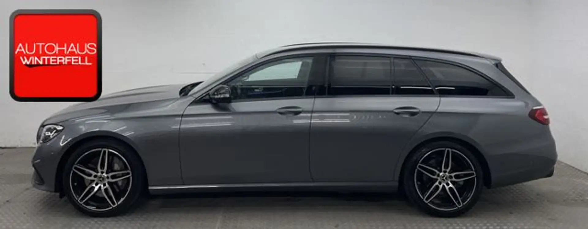 Mercedes-Benz E 400 d T 4M AVANTGARDE NIGHT AMG 19Z+LUFT+MEMO+ Grau - 2