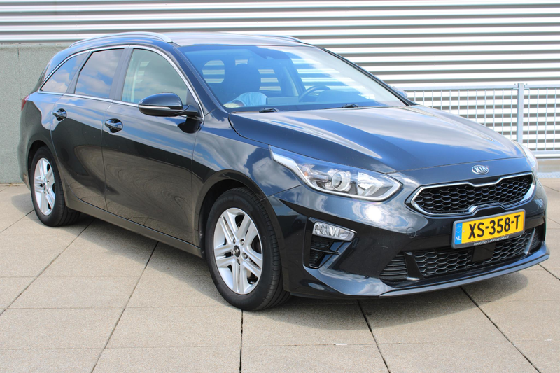 Kia Ceed SW / cee'd SW Sportswagon 1.0 T-GDi DynamicPlusLine — photo 2
