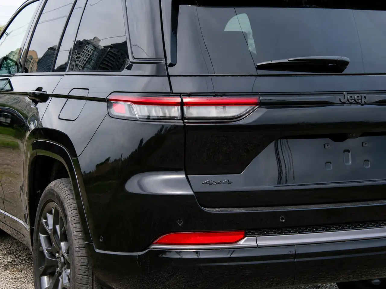 Jeep Grand Cherokee снимка Jeep Grand Cherokee