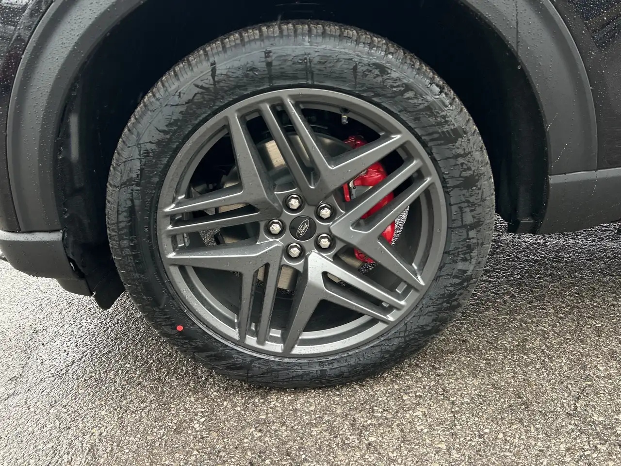 Ford Explorer снимка Ford Explorer