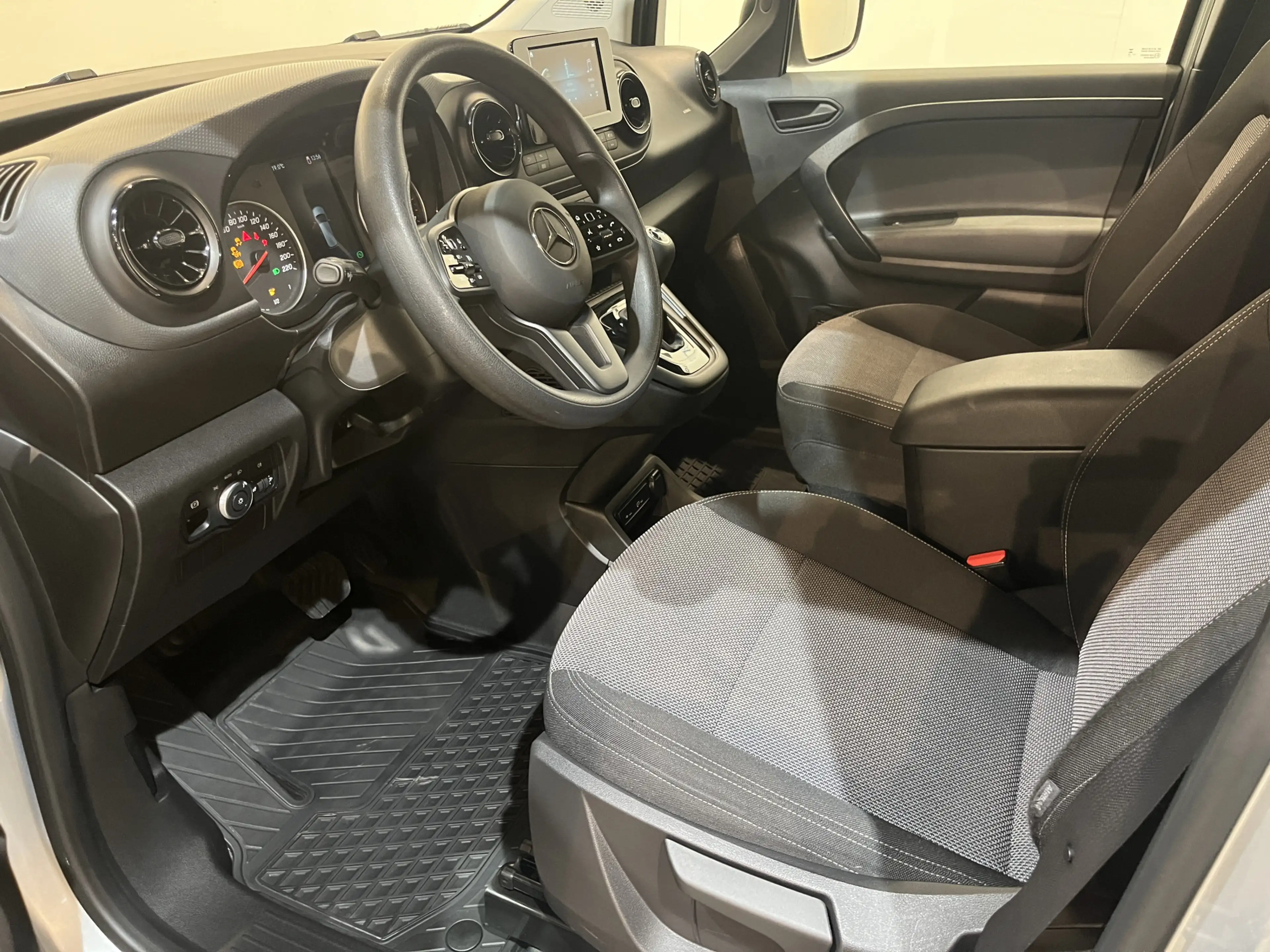 Mercedes-Benz Citan 113 L2 Pro Automaat Benzine / Euro 6 / Airco / Car — photo 6