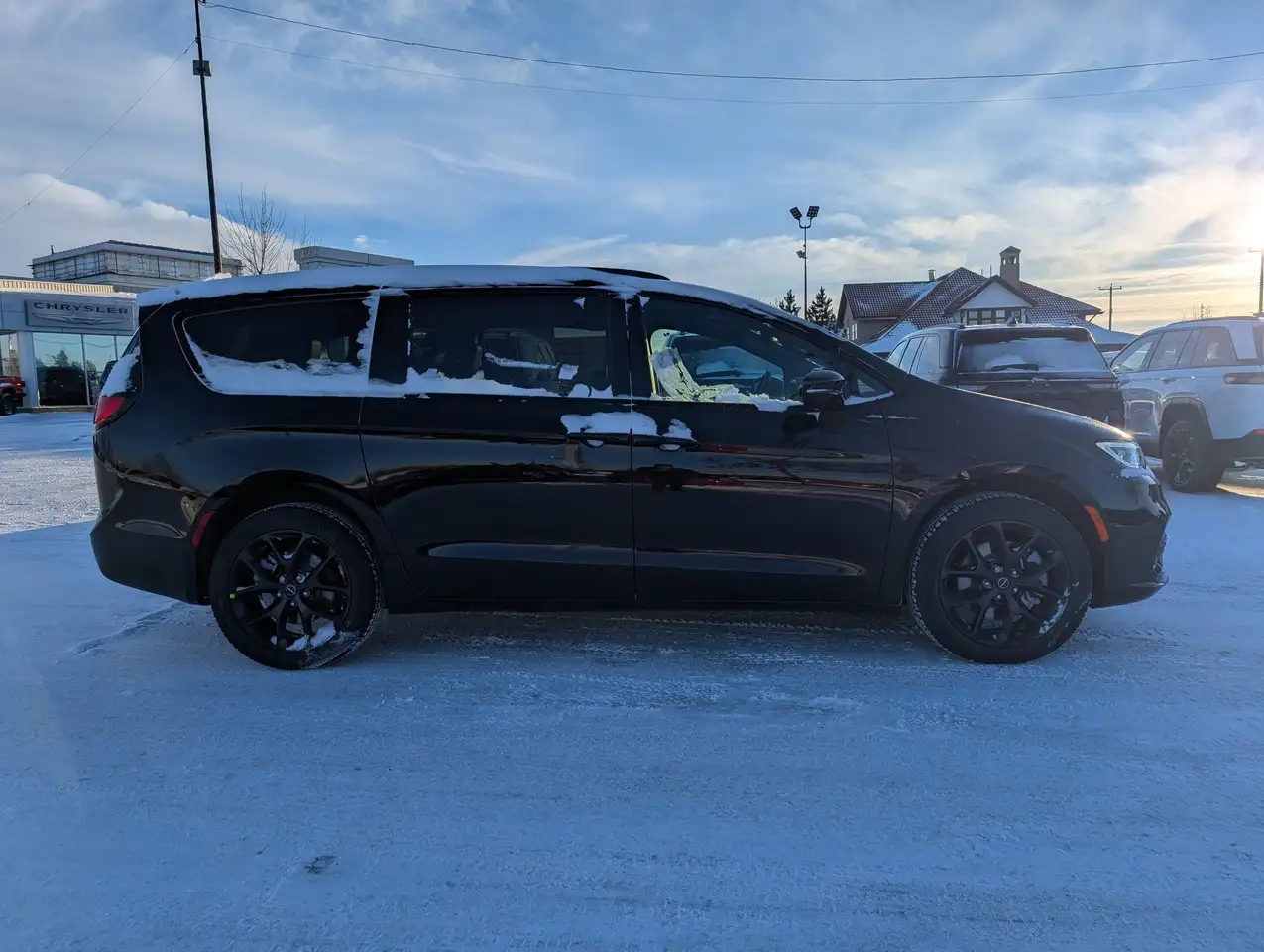 Chrysler Pacifica photo Chrysler Pacifica
