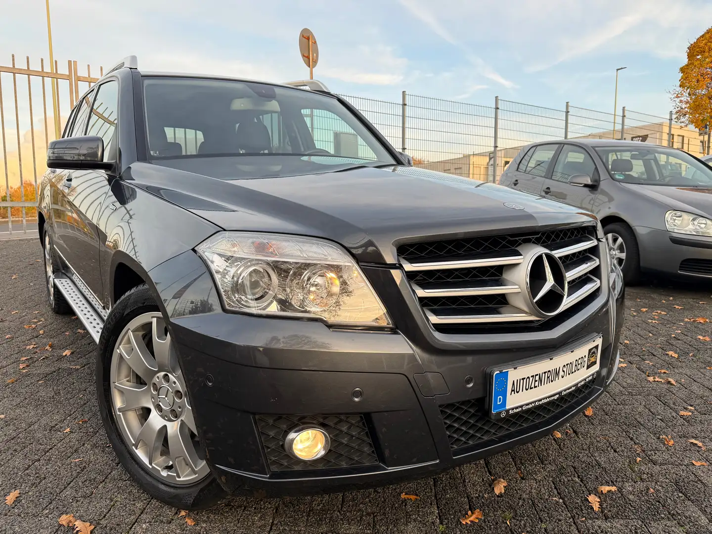 Mercedes-Benz GLK 220 GLK 220 CDI BlueEfficiency PDC-Leder-Navi-AHK Grau - 1