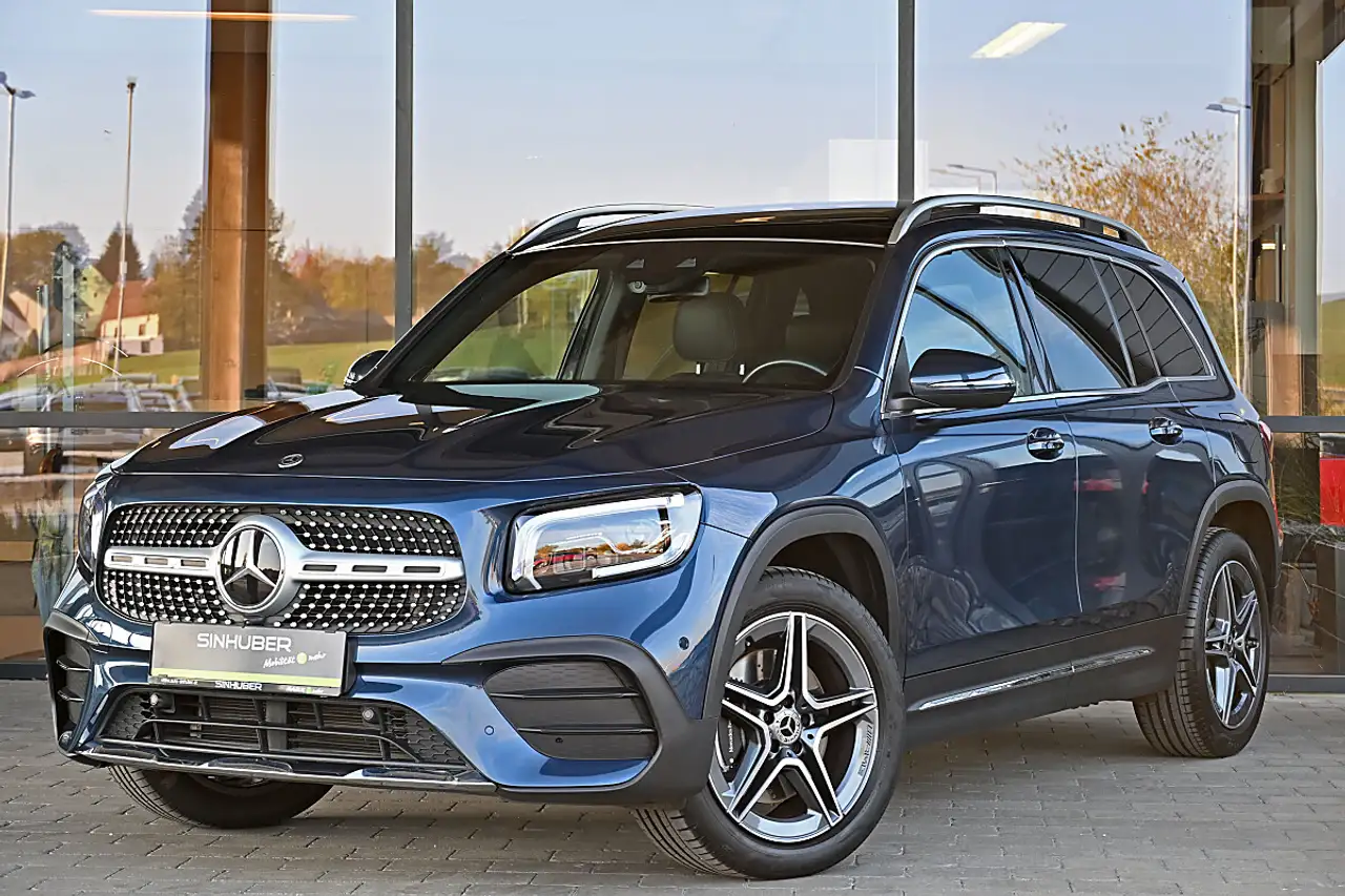 Mercedes-Benz GLB 220