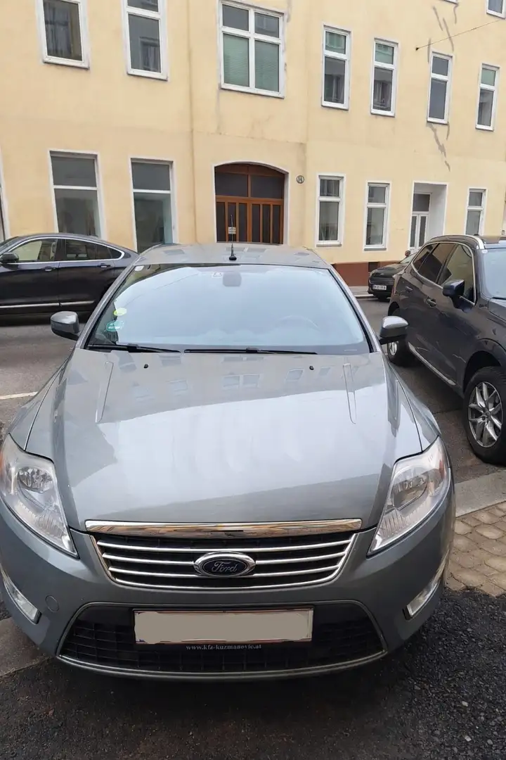 Ford Mondeo 2.0 Ghia - 1