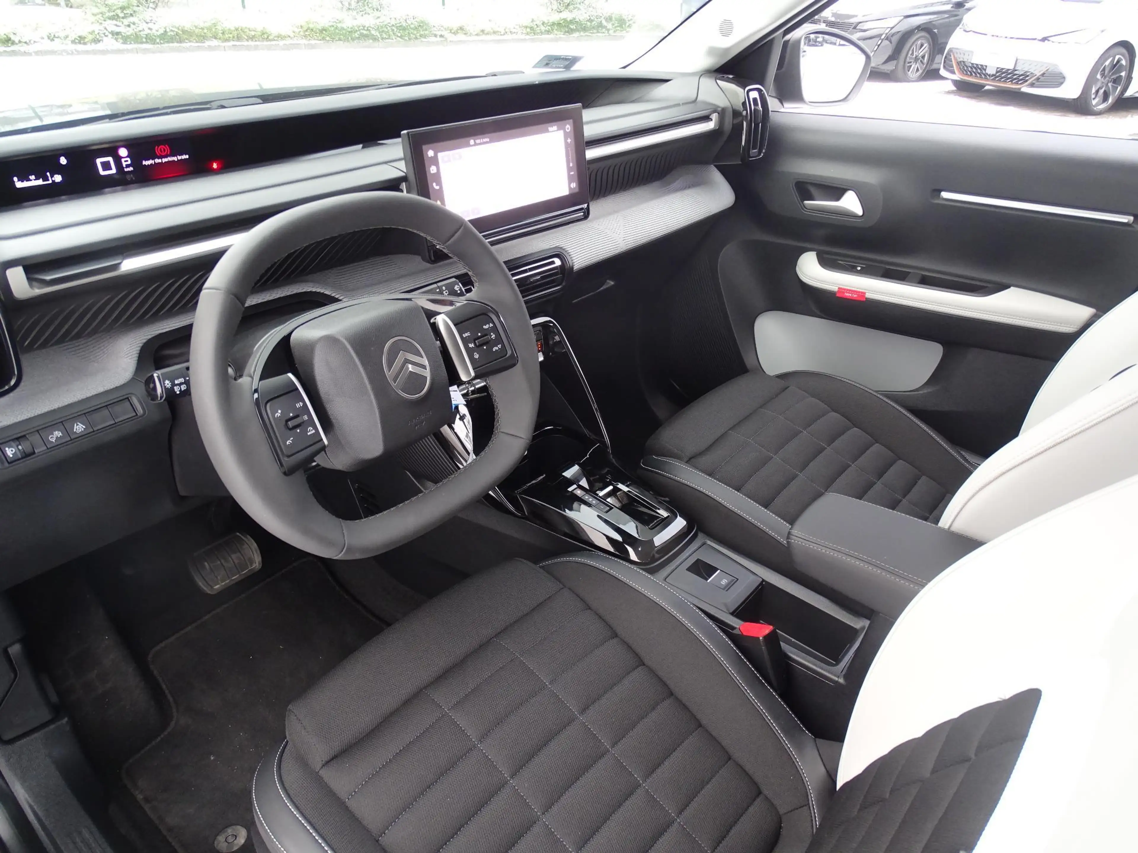 Citroen C3 Aircross Hybrid 145 ch Automatic MAX — photo 10