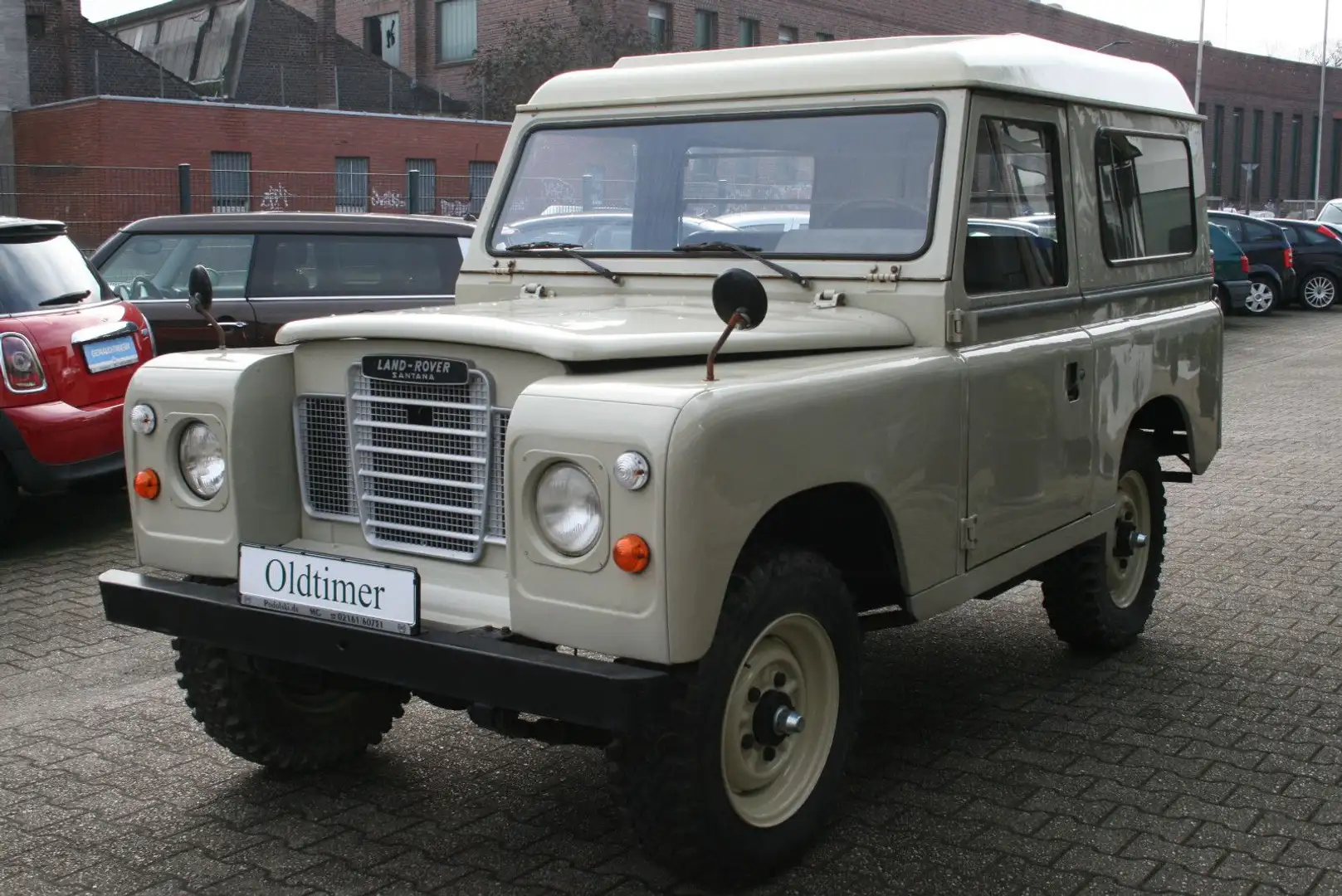 Land Rover Series 88 | Vorrestauriert | Kurz | Oldtimer Beige - 2