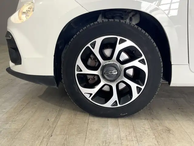 Fiat 500l view 28