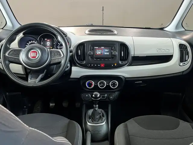 Fiat 500l view 11