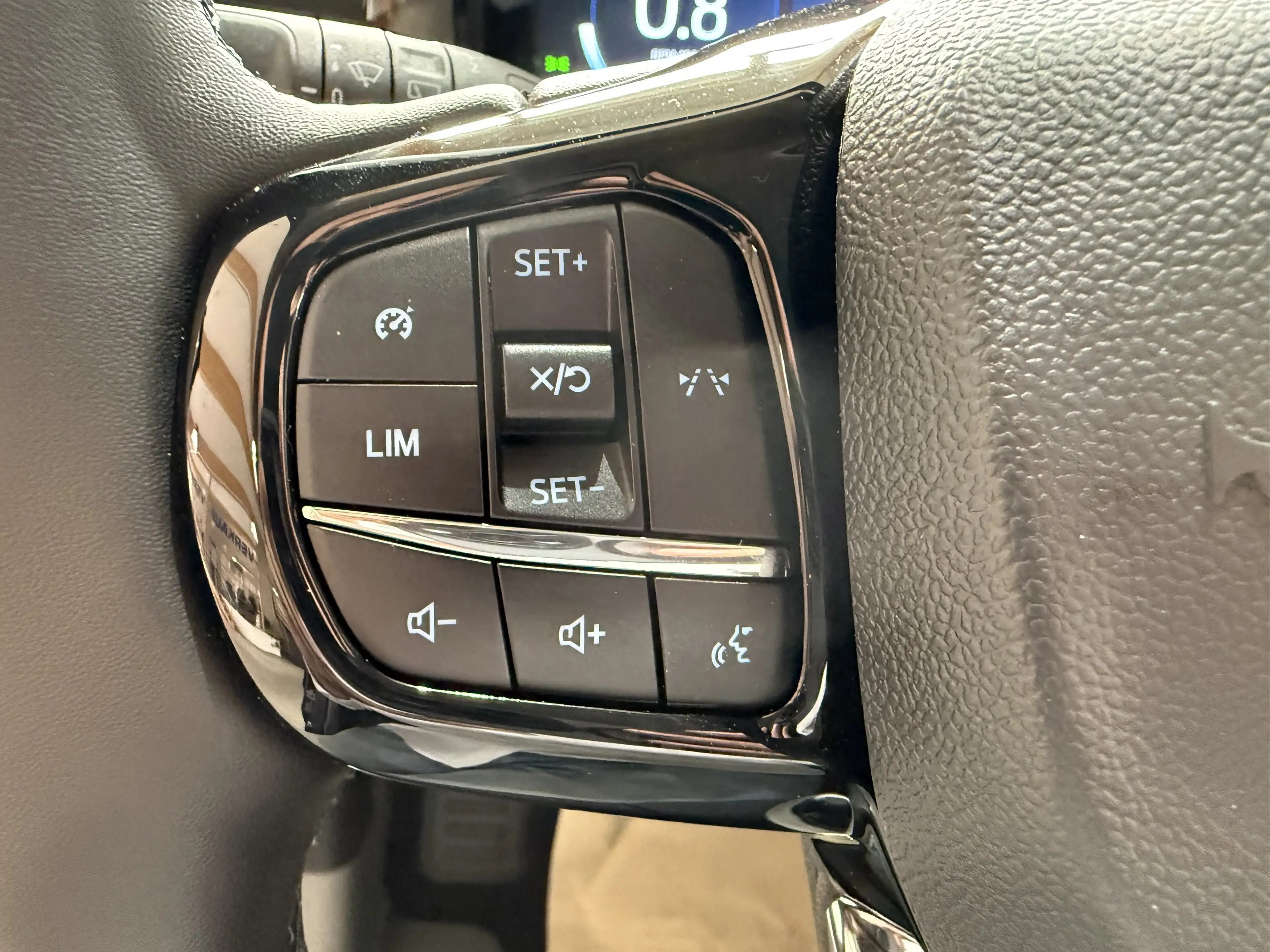 Ford Tourneo Custom Titanium L2 Matrix-LED / 3-Zonen-Klima / 70L Tank — photo 13