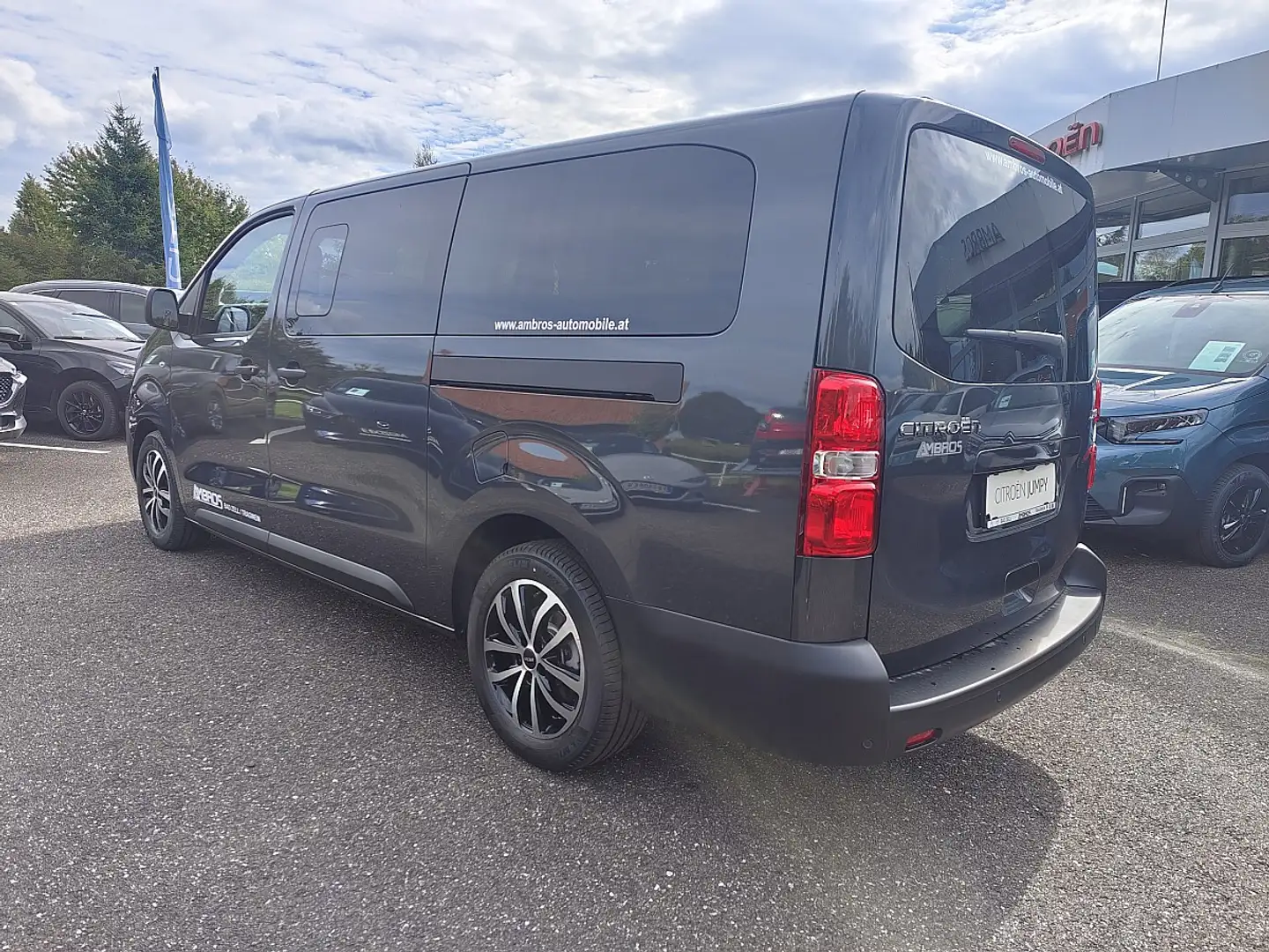 Citroen Jumpy Kombi Spacetourer XL BlueHDi 180 S&S EAT8 9-Sit... Grau - 2