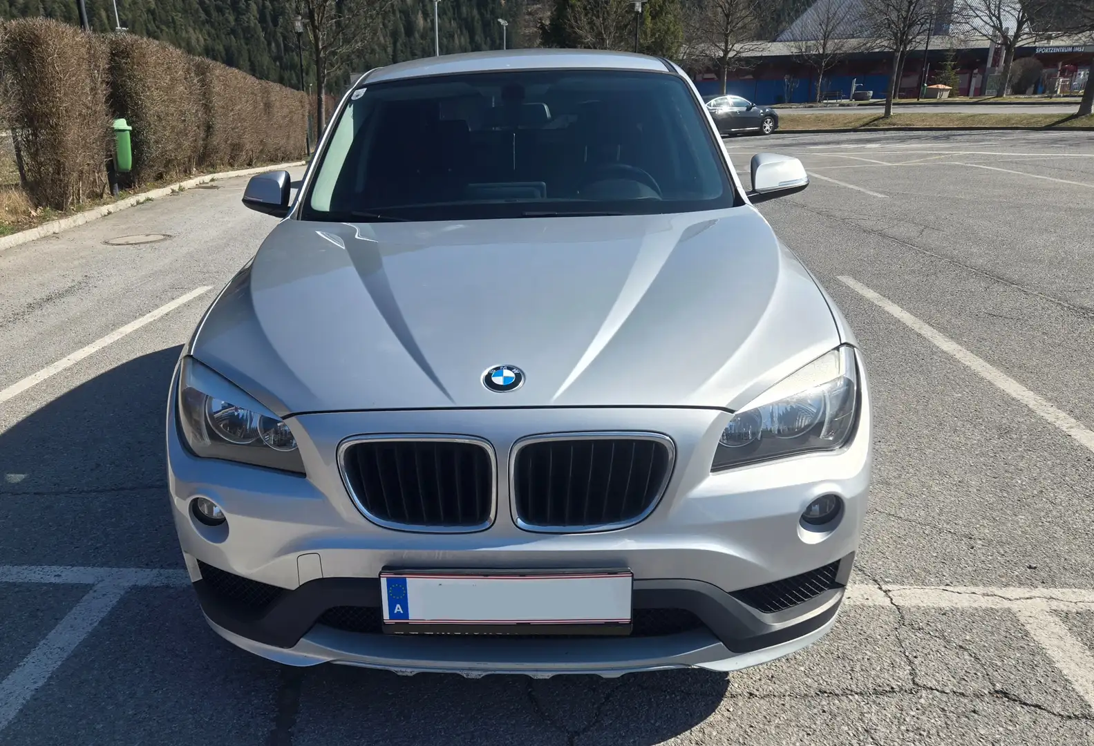 BMW X1 X1 xDrive18d Silber - 1