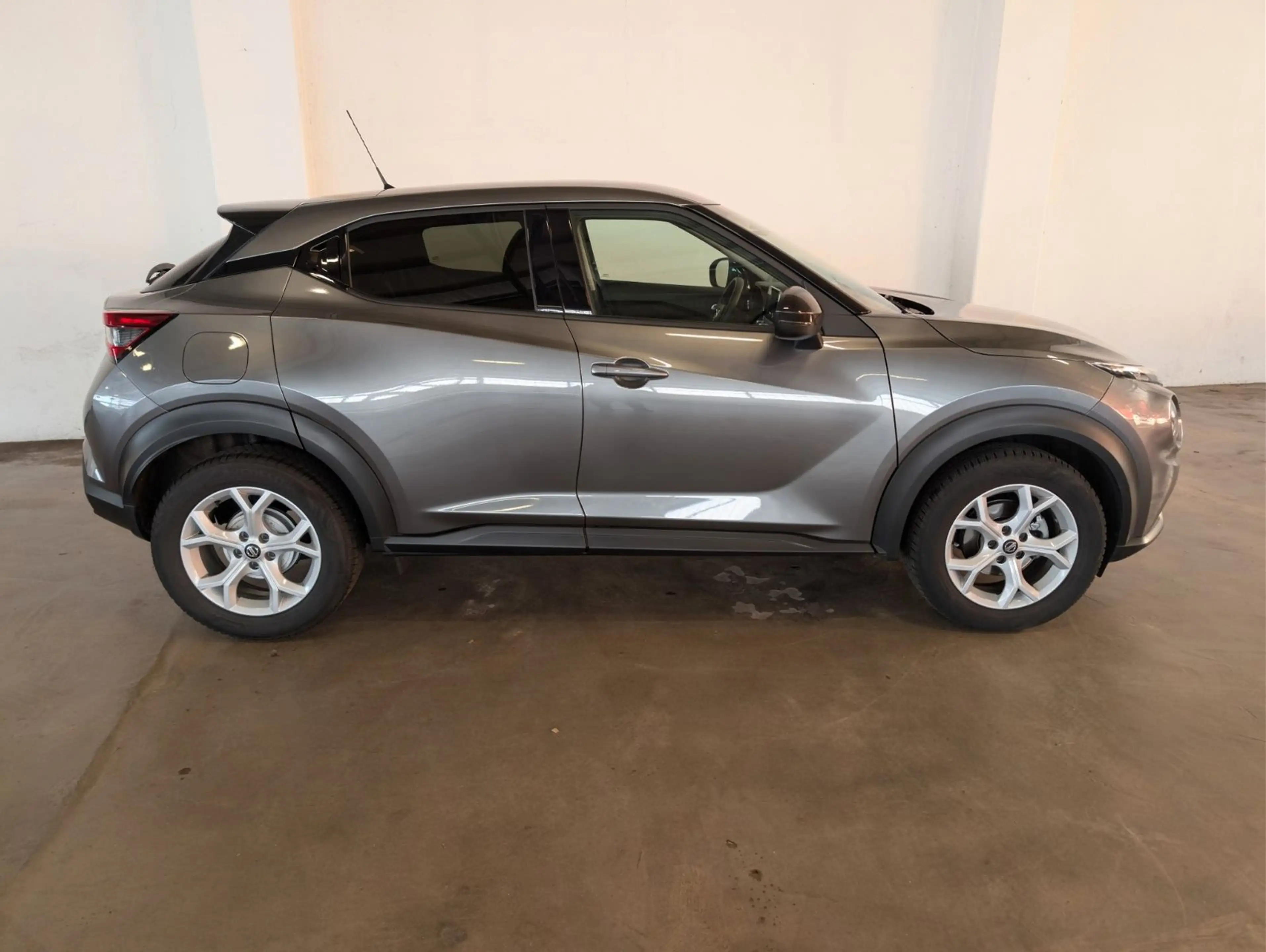 Nissan Juke 1.0 DIG-T DTC — photo 4
