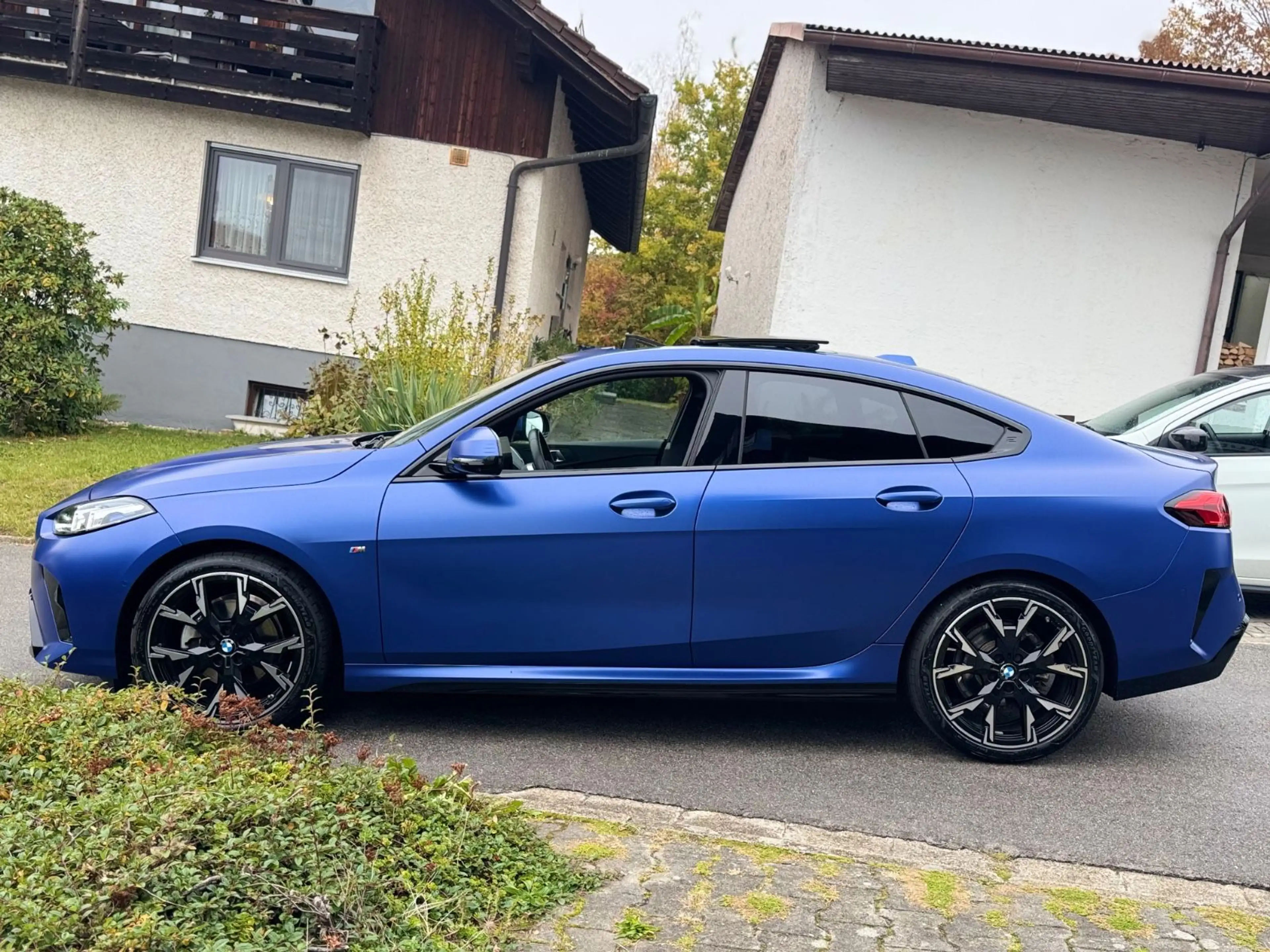 BMW 220 220 2 Gran Coupe 220 M Sport Paket Frozen Blau — photo 4