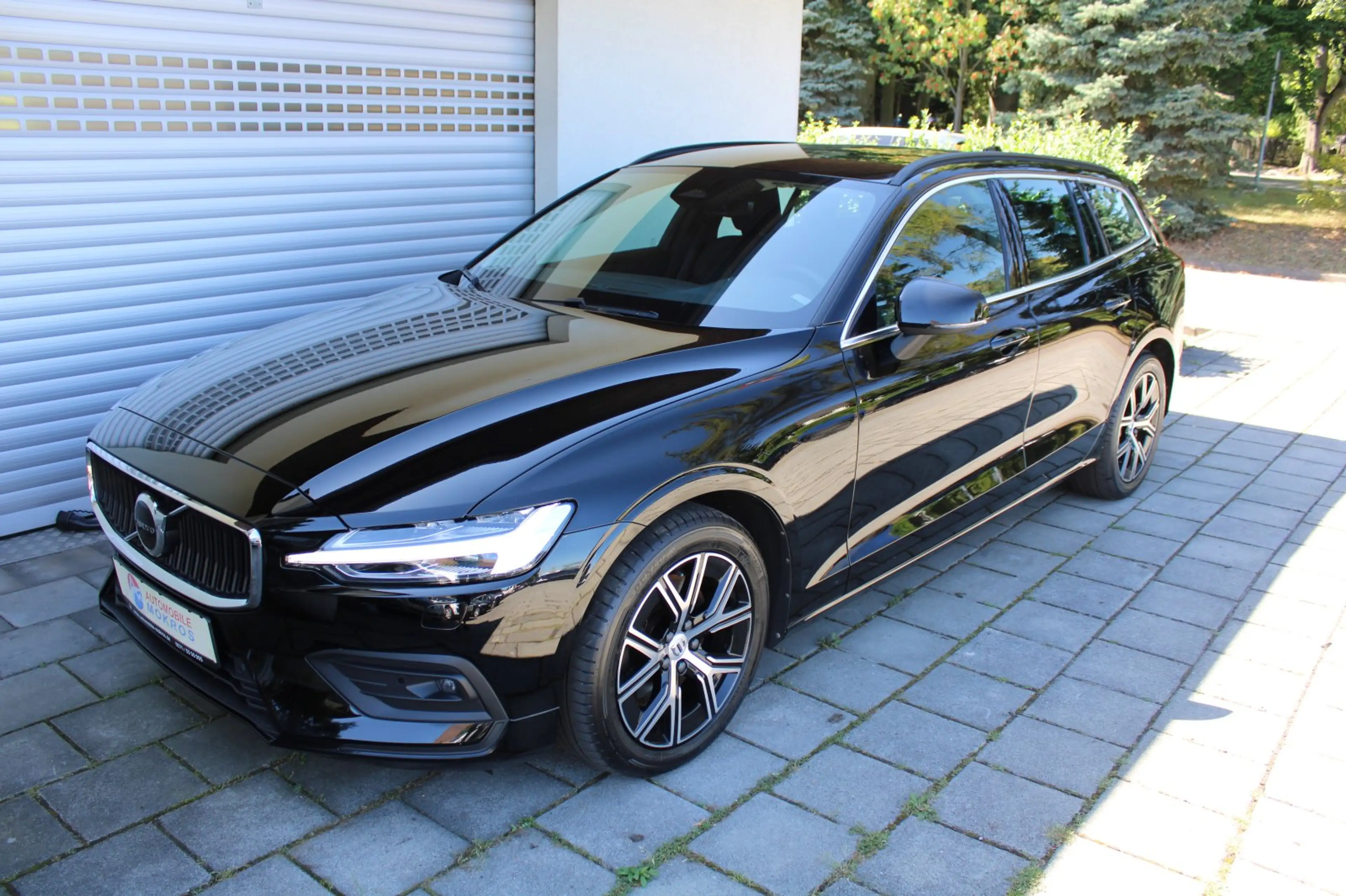Volvo V60 B4 D Core  LED Navigation ACC Klimaautomatik Rückf — photo 3