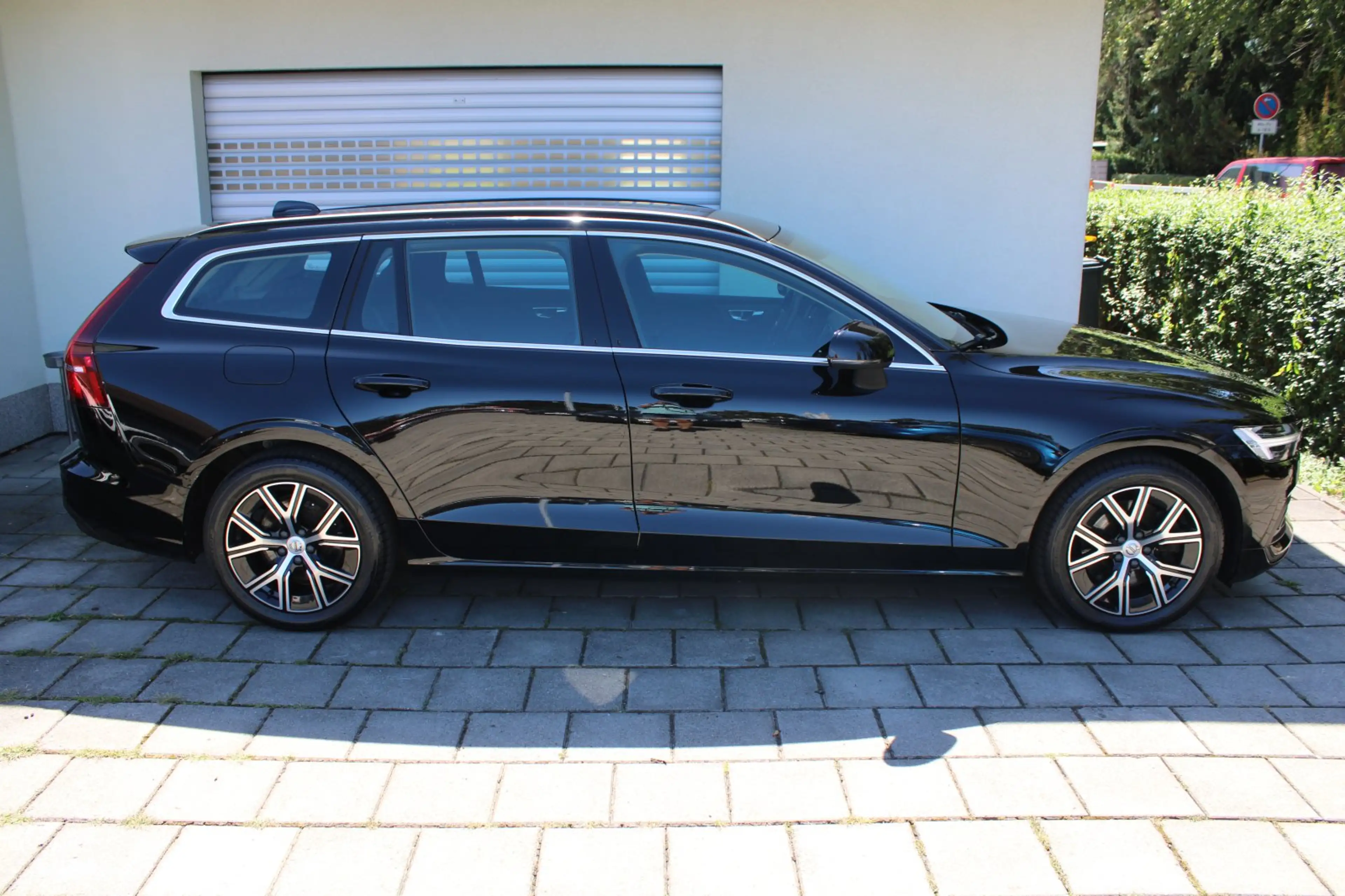 Volvo V60 B4 D Core  LED Navigation ACC Klimaautomatik Rückf — photo 13
