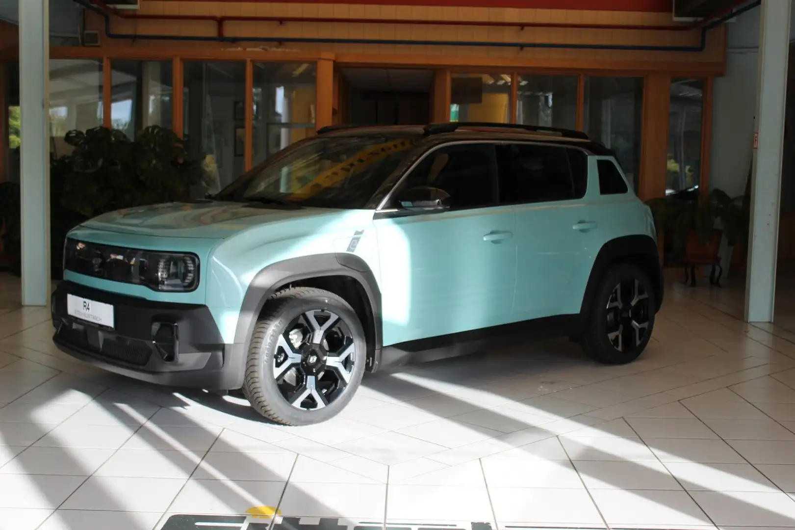 Renault R 4 E-Tech Electric 150 Comfort Range Techno Grün - 2