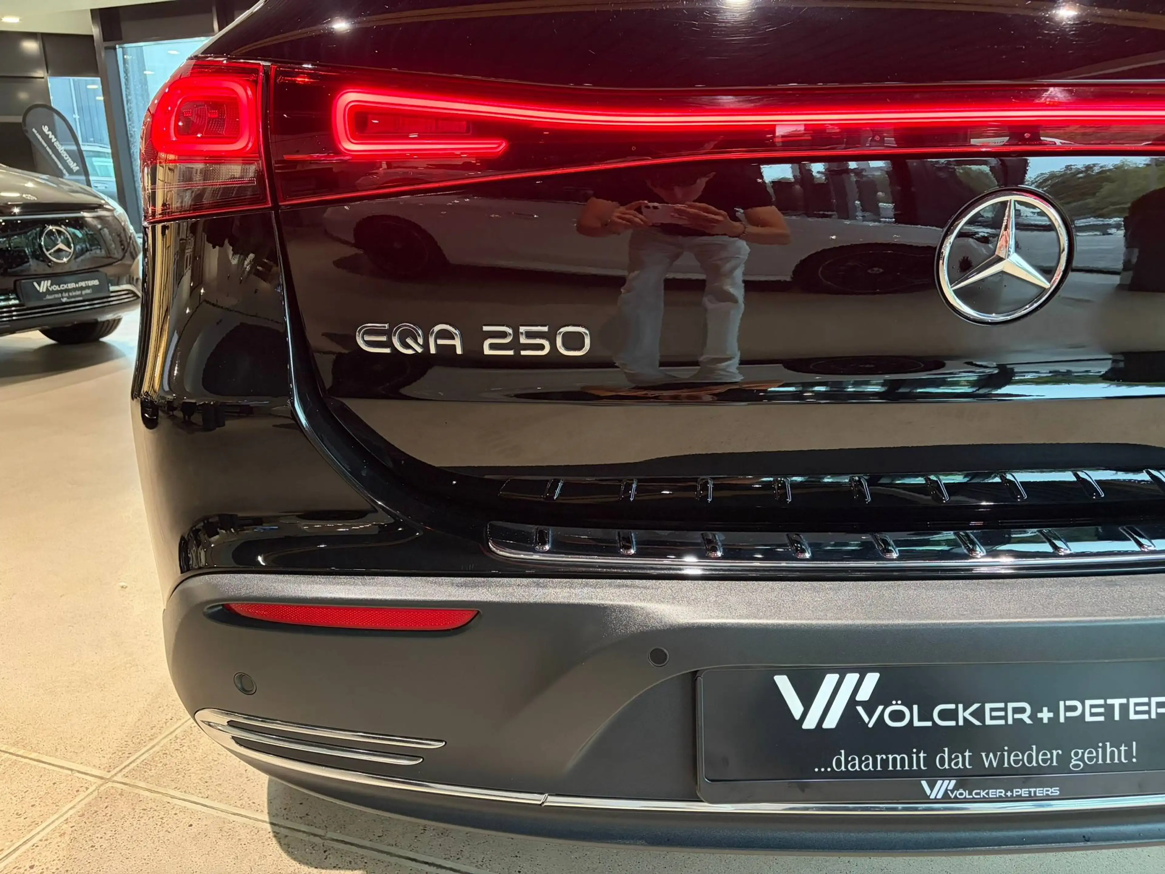 Mercedes-Benz EQA 250 EQA 250 /AHK/360/DISTRO/FAP/LENKRADHEIZUNG/CARPL — photo 8
