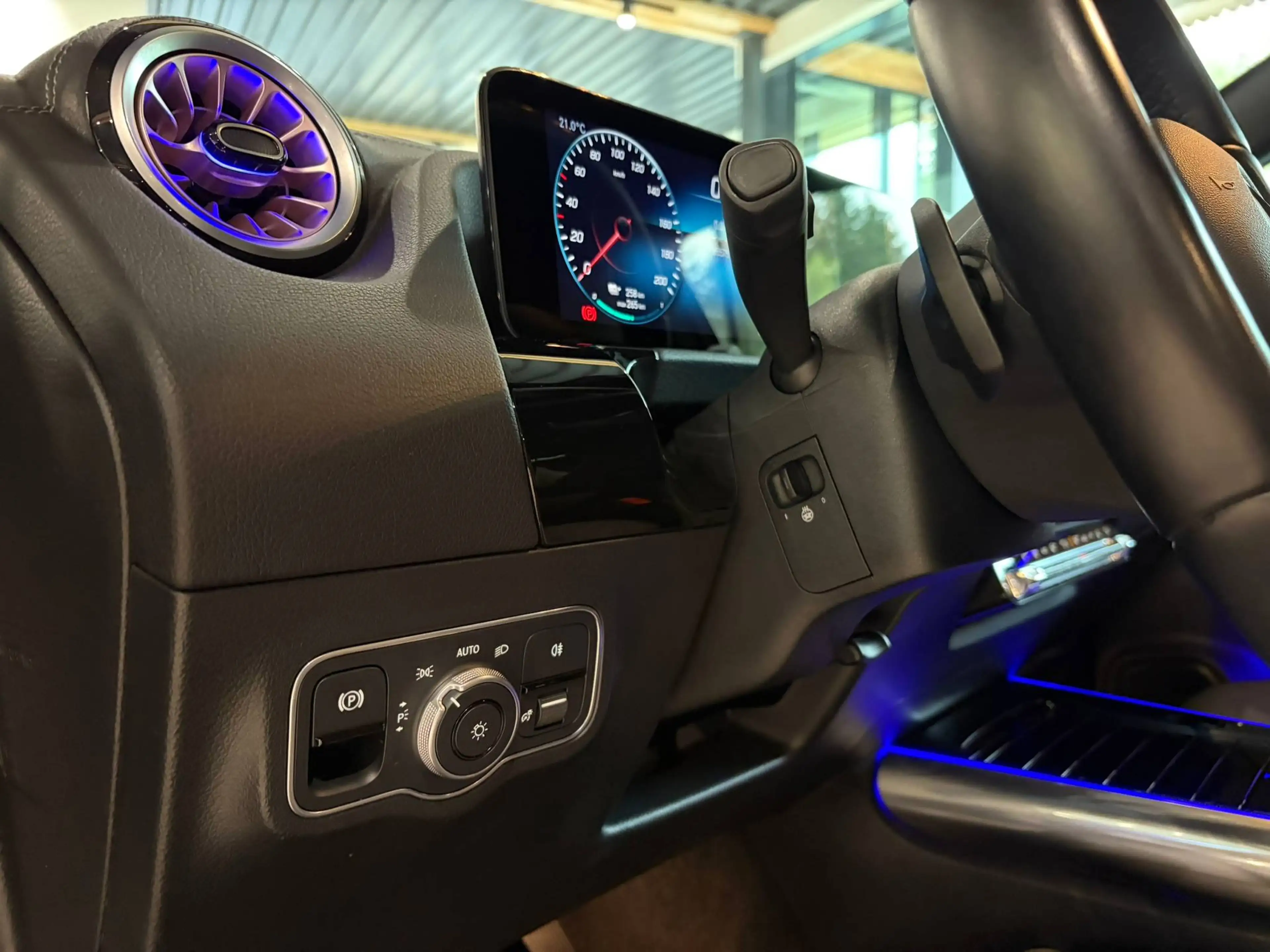 Mercedes-Benz EQA 250 EQA 250 /AHK/360/DISTRO/FAP/LENKRADHEIZUNG/CARPL — photo 11