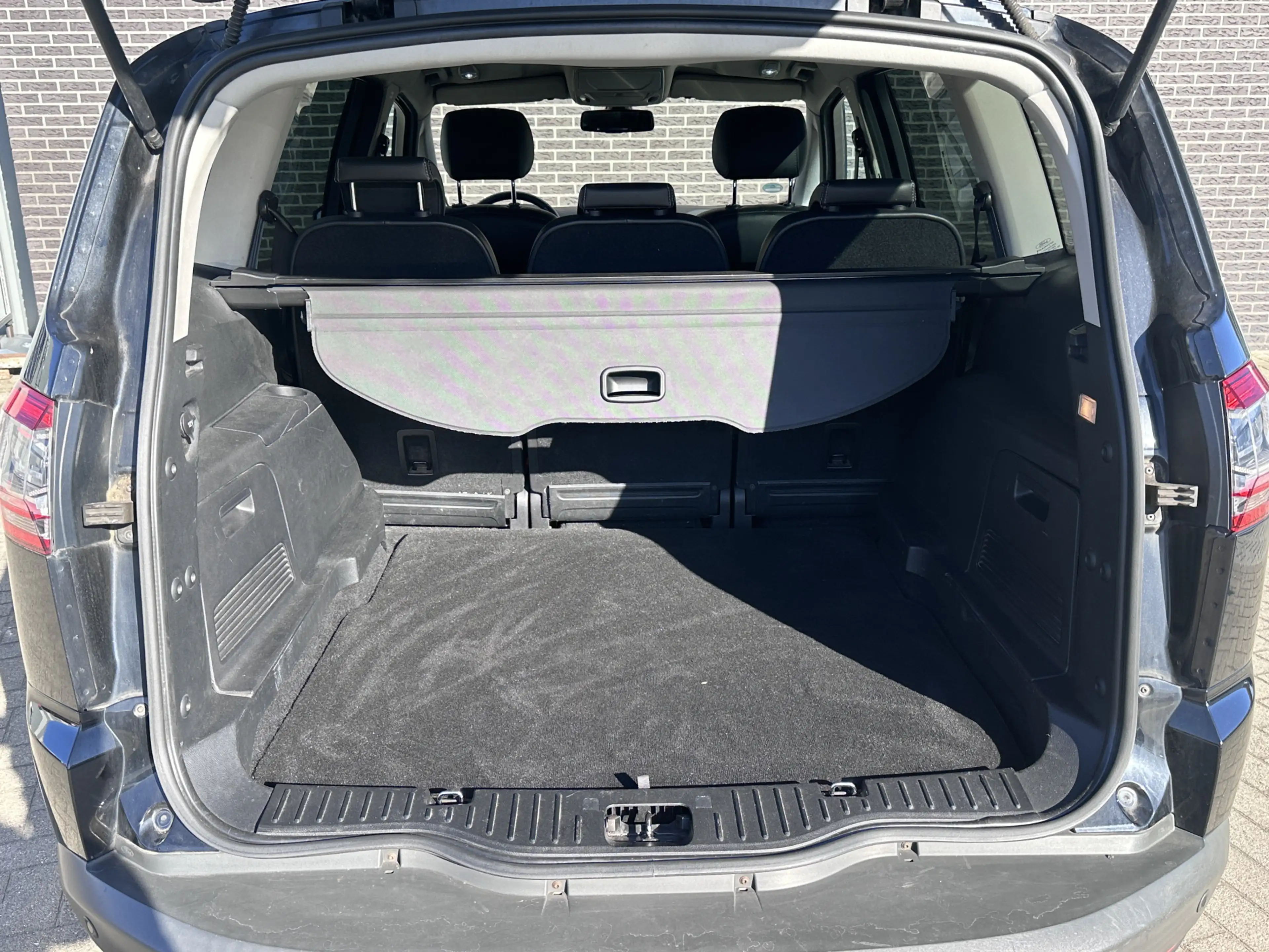 Ford S-Max 2.0 EcoBoost Titanium 7p. — photo 24