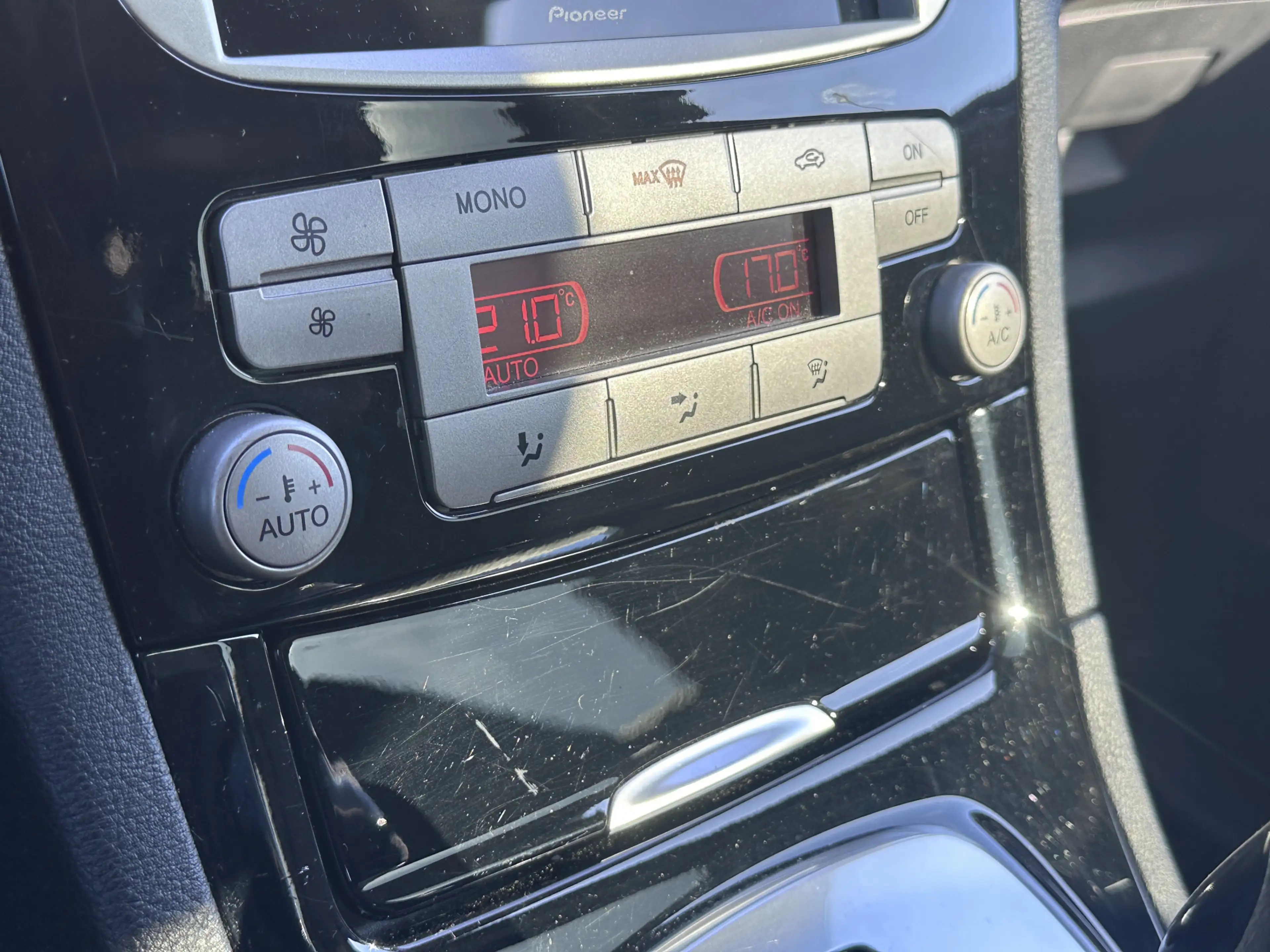 Ford S-Max 2.0 EcoBoost Titanium 7p. — photo 20