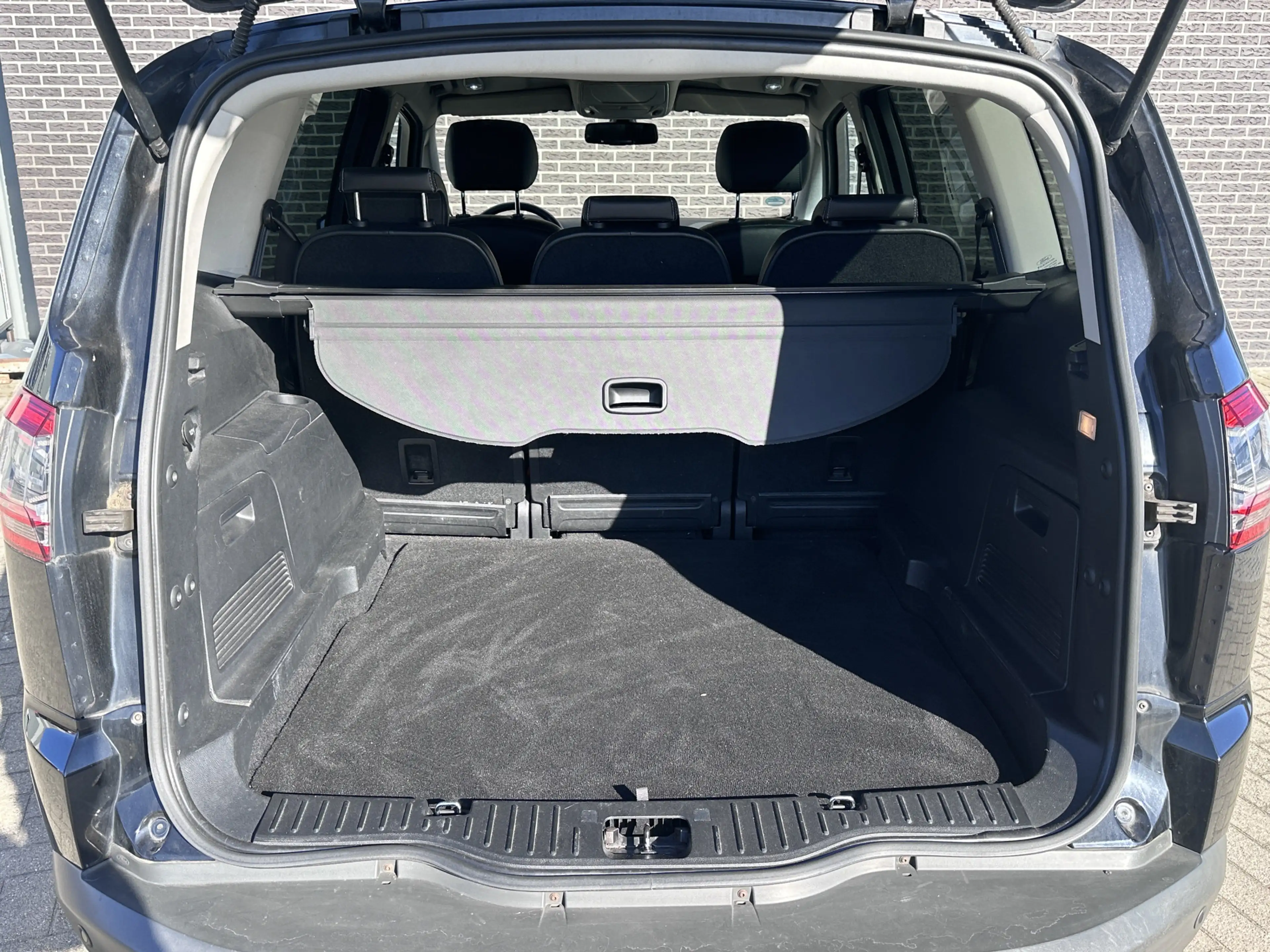 Ford S-Max 2.0 EcoBoost Titanium 7p. — photo 8