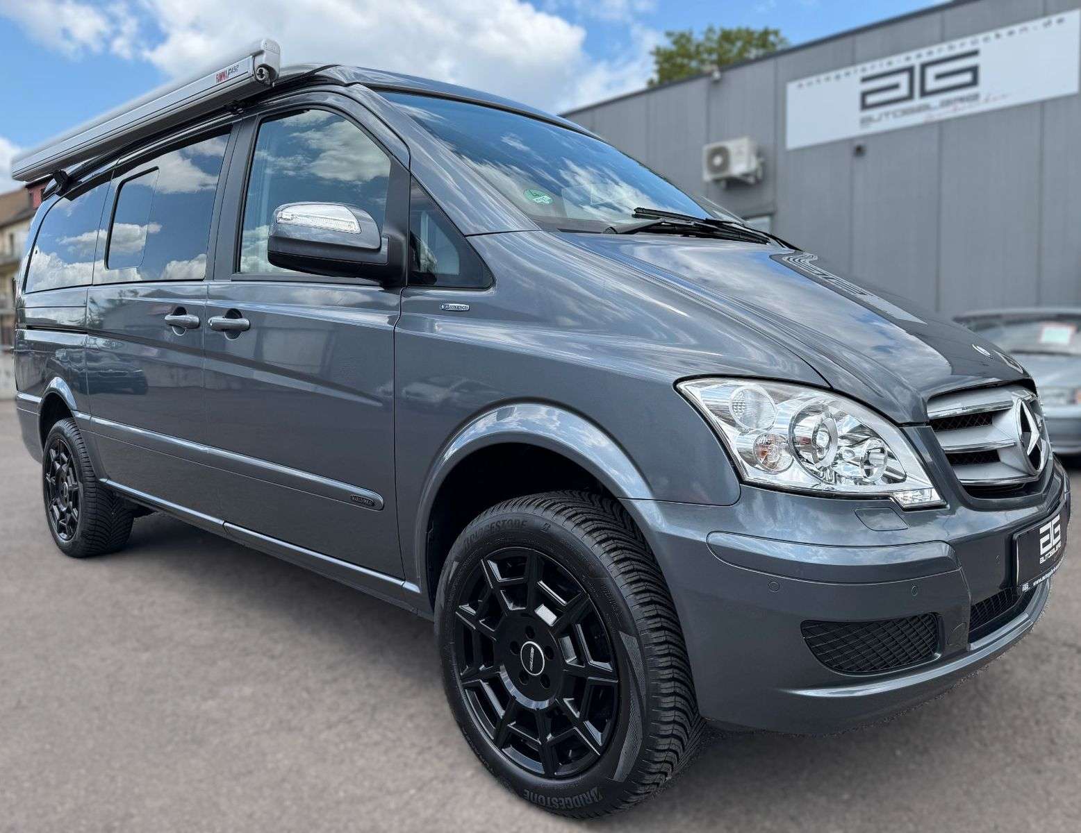 Second hand Mercedes Benz Viano 