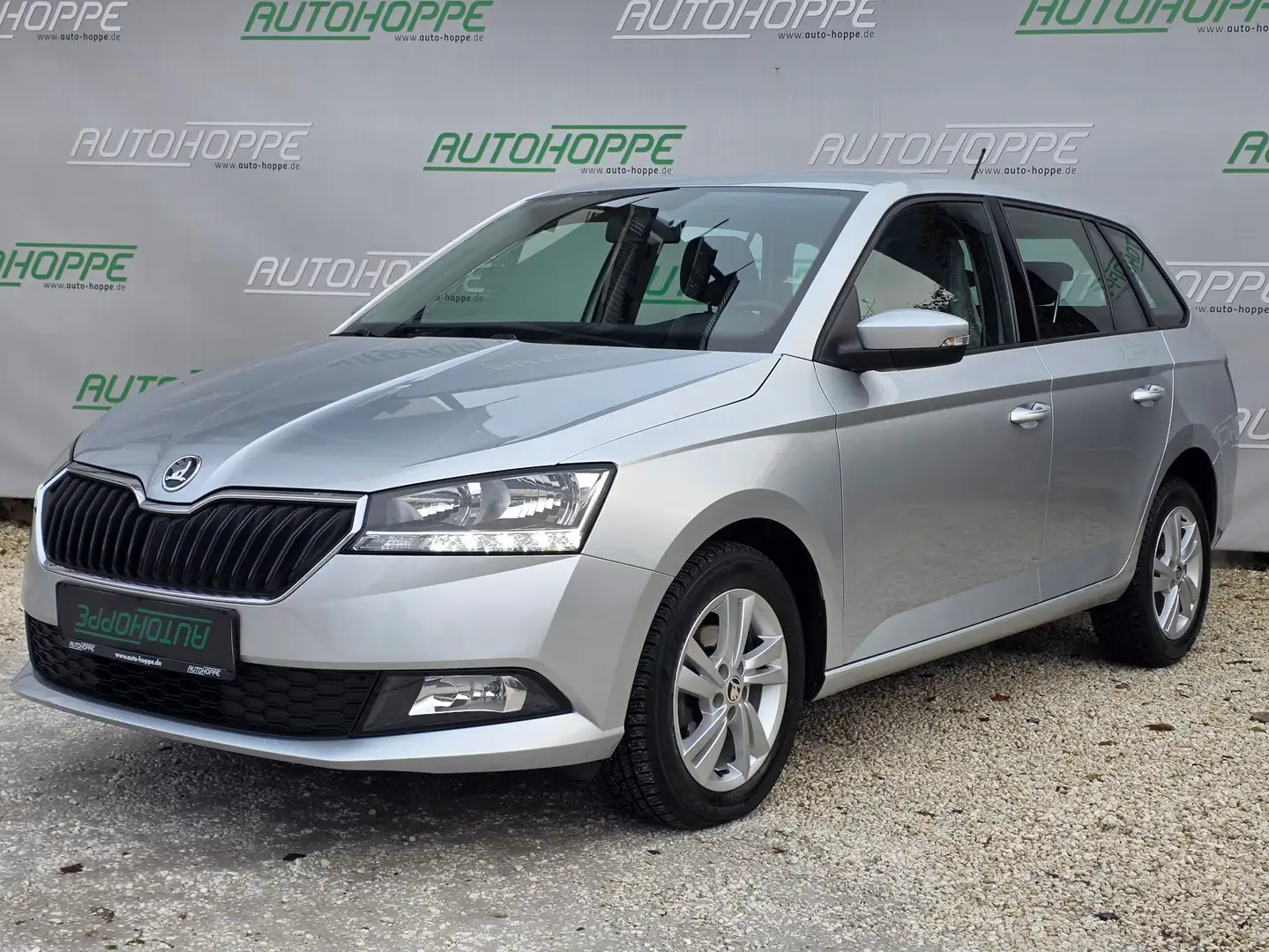 Skoda Fabia Ambition, Sitzheiz., Einparkhilf, Allwetterräd. Gris - 1