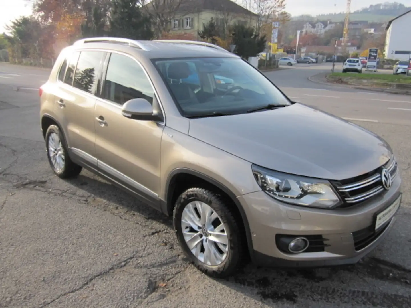 Volkswagen Tiguan 2,0 TDI Life BMT 4Motion ~ Automatik ~ Beige - 2
